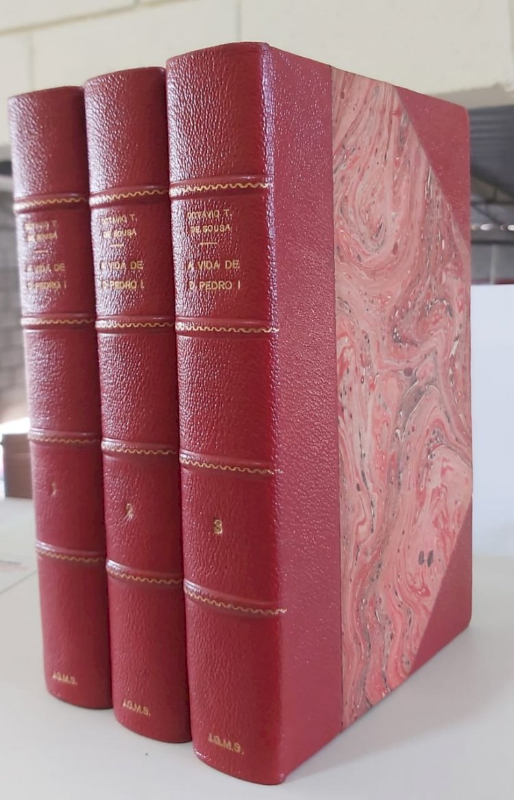 Compre aqui o Livro - A Vida de Dom Pedro I Edição Ilustrada 3 Volumes, Octavio tarquinio de Souza (Frete Grátis)